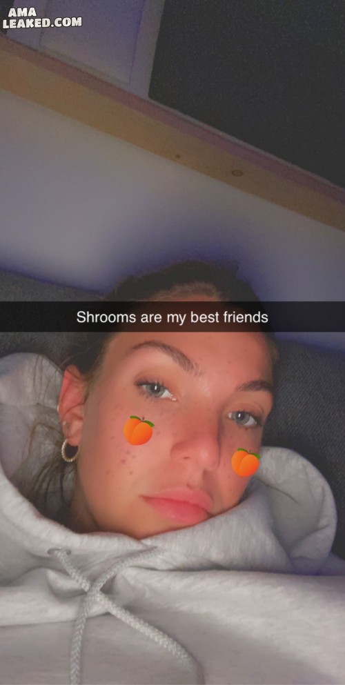 amaleaked.com Noah Cyrus 131